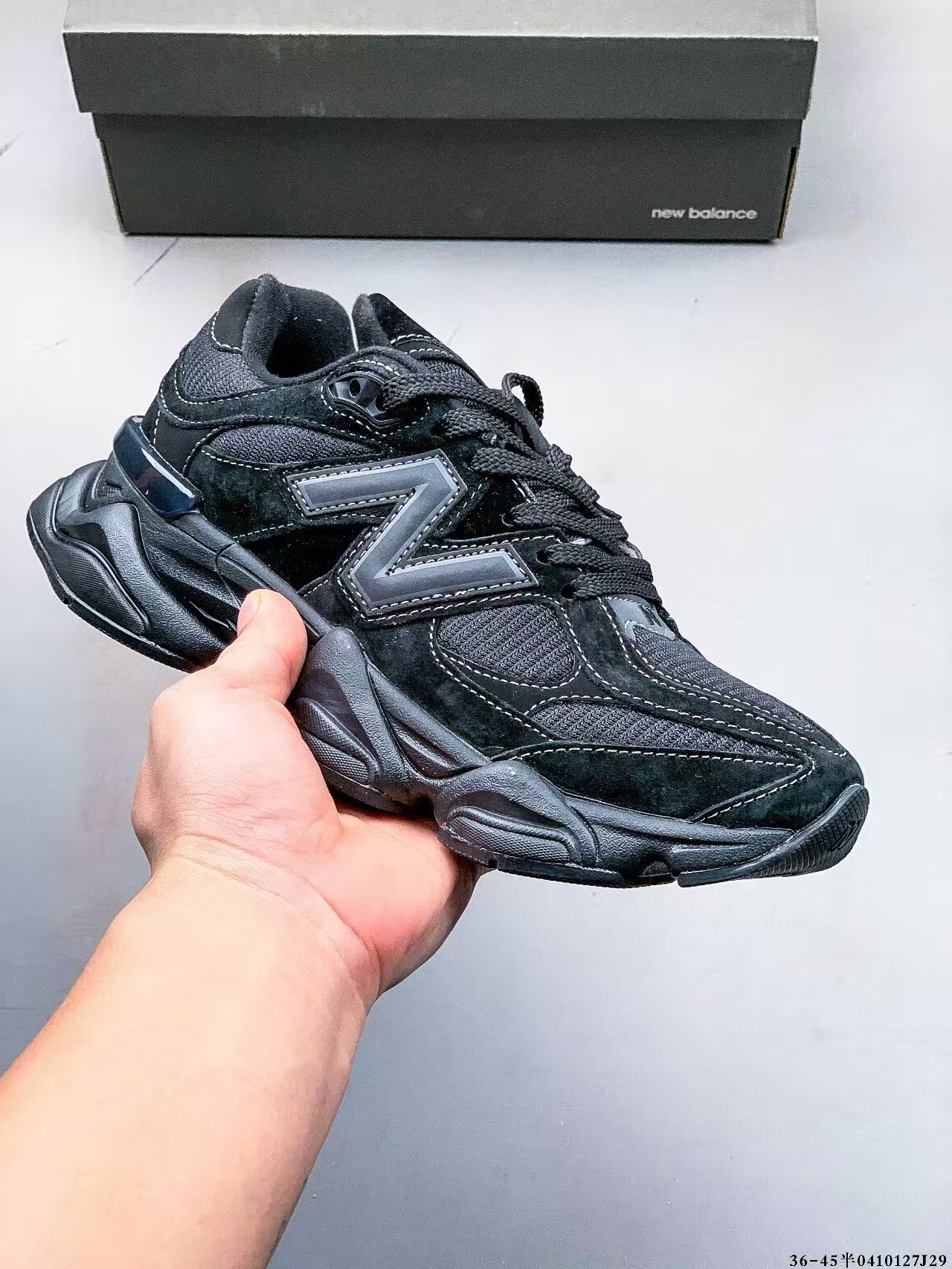 New Balance 9060 Triple Black – Men’s Sneakers