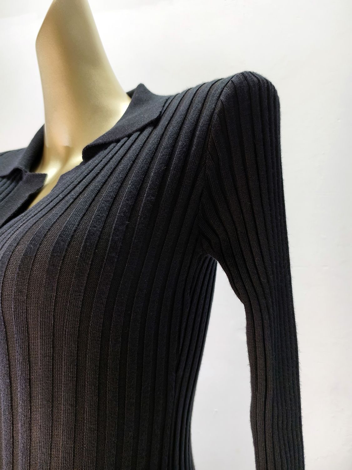 Womens Ribbed Collared V-Neck Long Sleeve Maxi Sweater Dress - Image 11