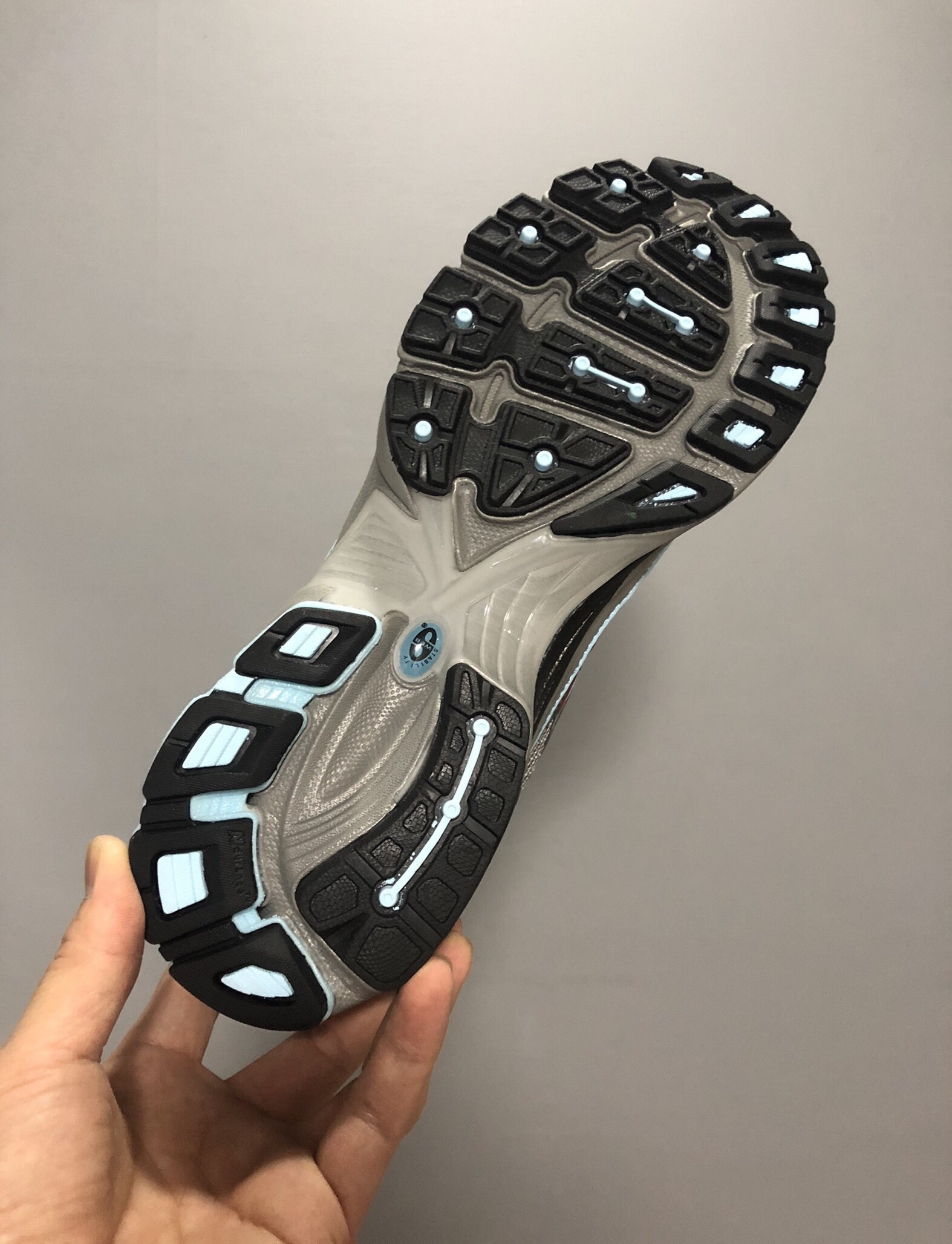 New Balance NB740 Running Shoes PL01 - Image 2