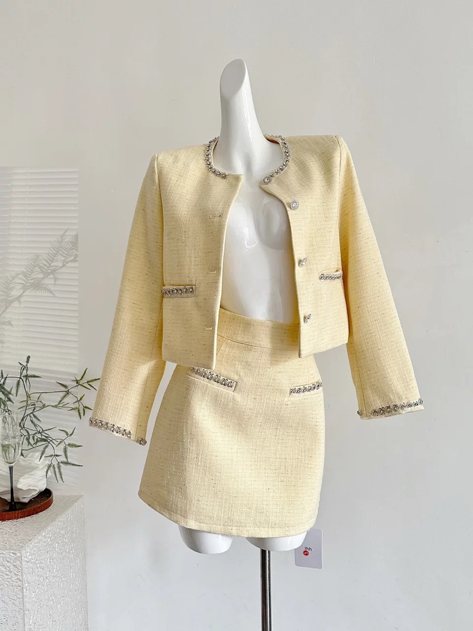 Women’s Cream Yellow Tweed Crop Jacket and Mini Skirt Set Clothes !