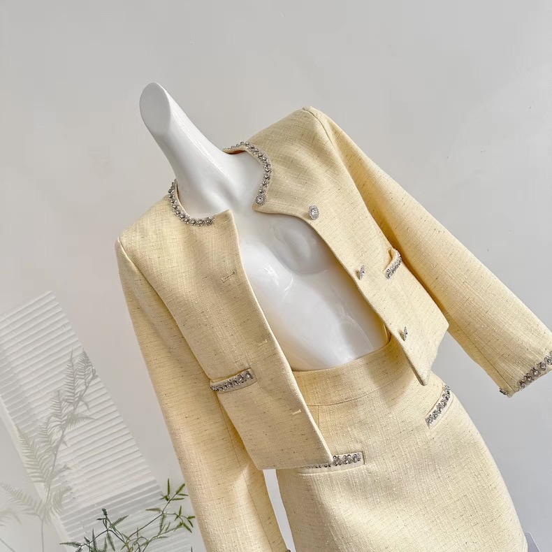 Women’s Cream Yellow Tweed Crop Jacket and Mini Skirt Set Clothes ! - Image 4